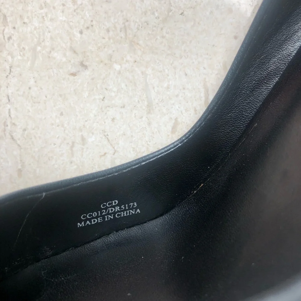 Charles by Charles David Pac Pump. - Picture 3 of 8